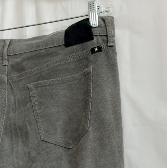 Lucky Brand Charlie Skinny Gray Soft Handcrafted Corduroy Jeans- Size: 10/30A - Picture 5 of 15